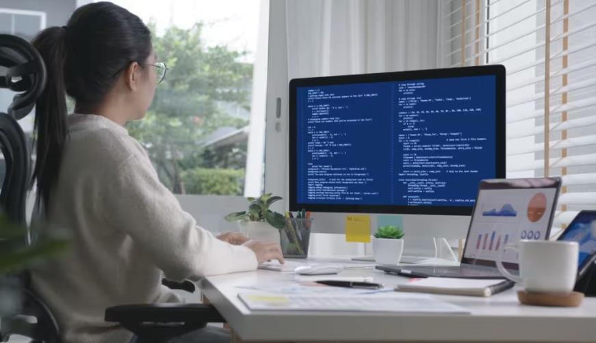 洪泽县企业数字化解决方案:机器学习赋能商业模式升级的核心路径